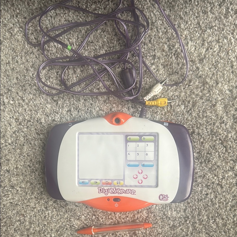 Digi Makeover Electronic Toy